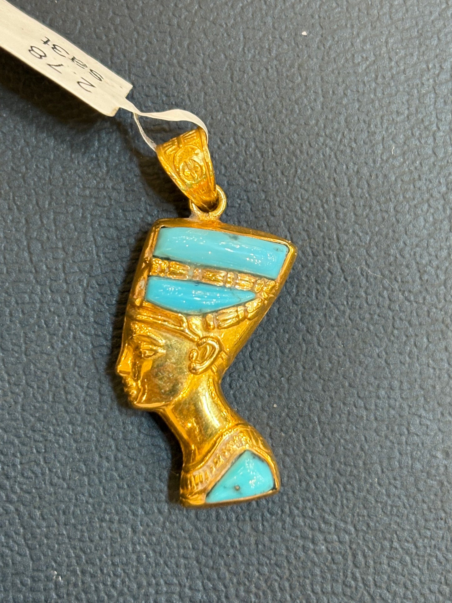 Golden Nefertari
